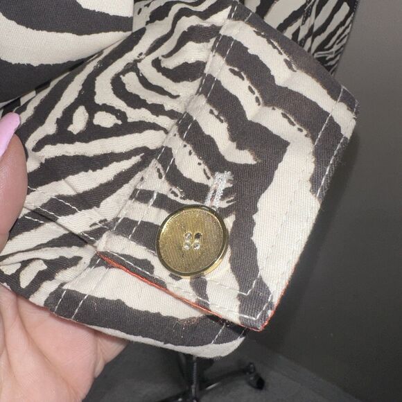 Berek Women's Zebra Print Design Lightweight Jacket Size Large - Picture 4 of 11